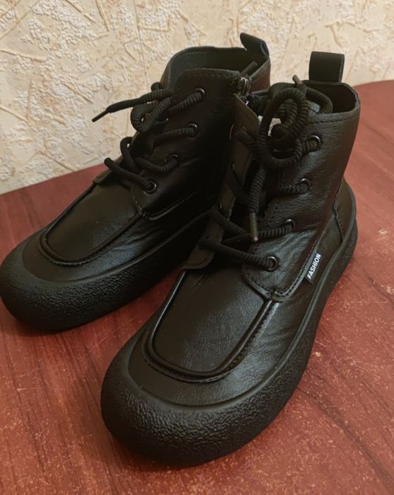 Продам новi жiночi черевики.