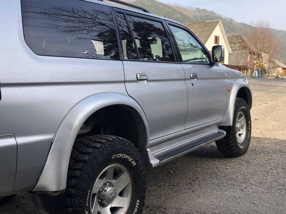 Pajero sport паджеро спорт