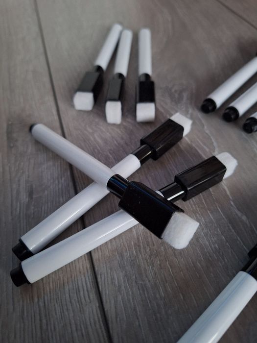 Pisaki suchościeralne marker