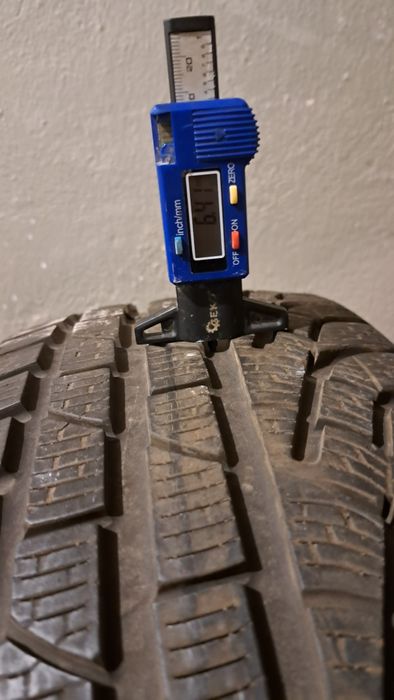 215/55R17 98H Pirelli Sotto Zero II Passat SuperB Camry