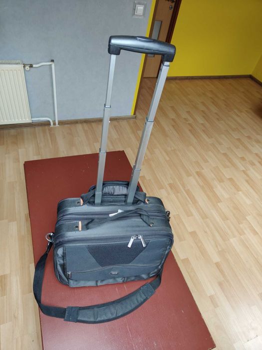 Torba,aktówka walizka,skórzana aktówka na laptopa PIERRE