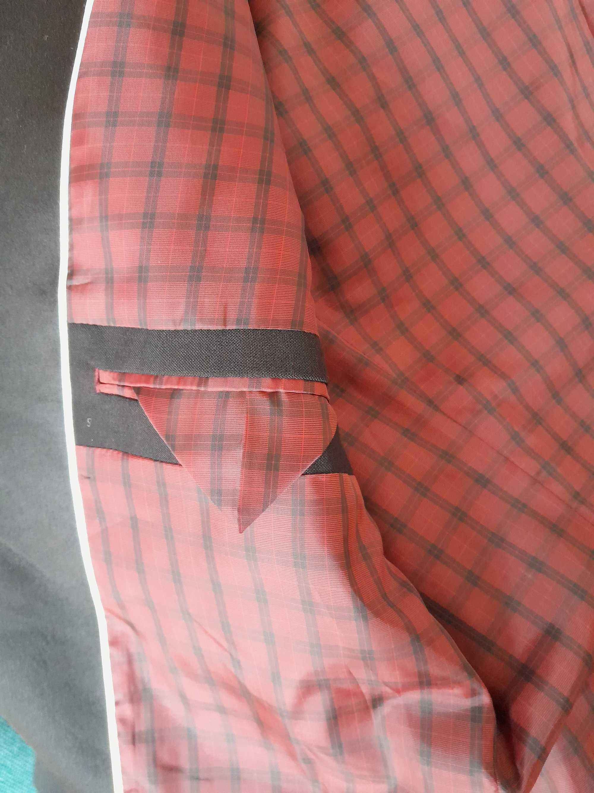 garnitur/smoking  Tapered Fit roz.42R/107cm, spodnie 94-96/ 176