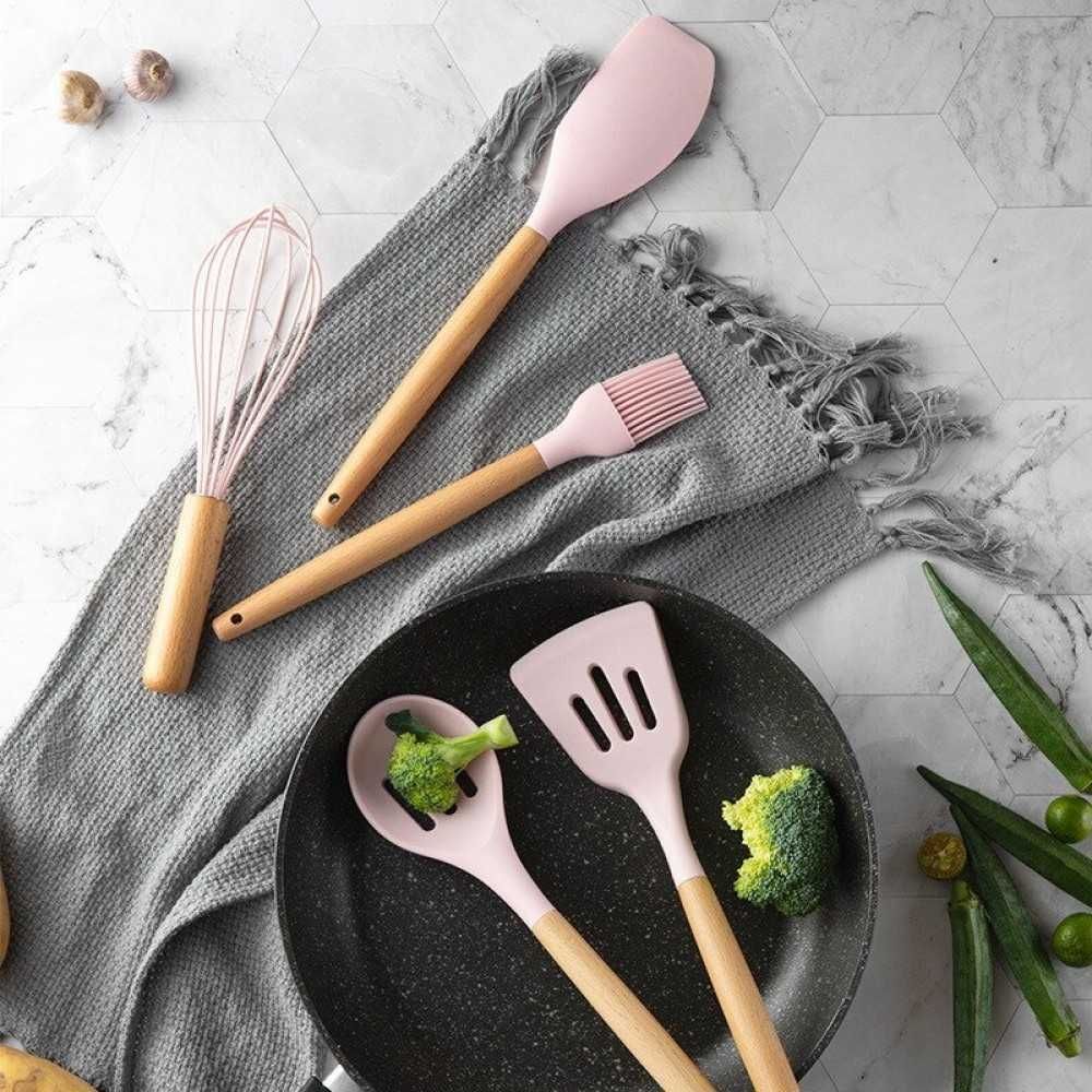 Силиконовый кухонный набор с деревянной ручкой 12 предметов