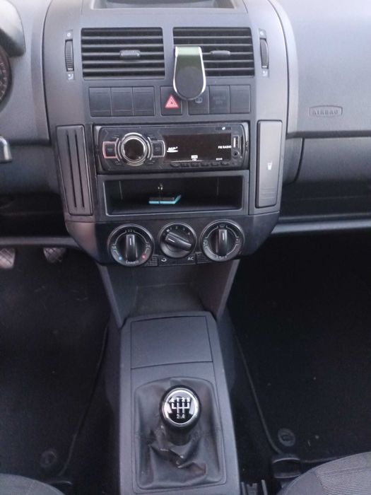 VW POLO VAN  207.000 KM 1.4 TDI