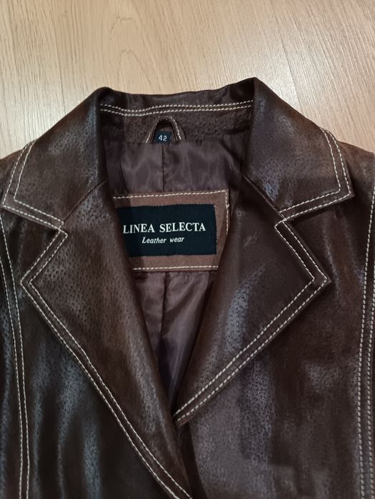 Casaco de senhora em couro