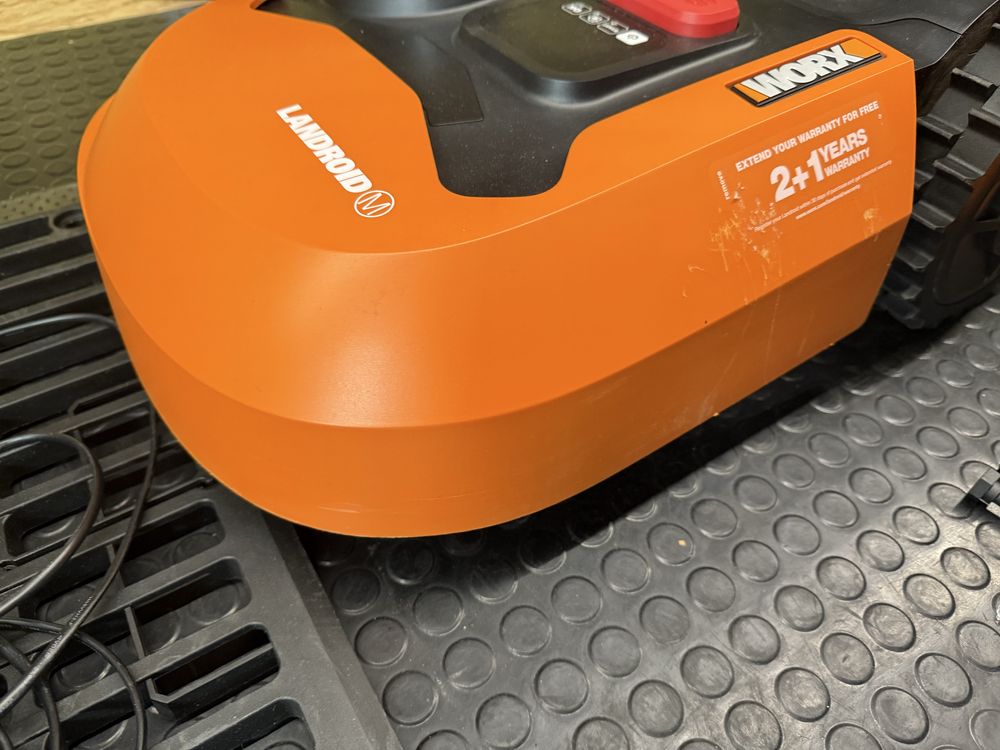 Robot koszacy Worx Wr141E