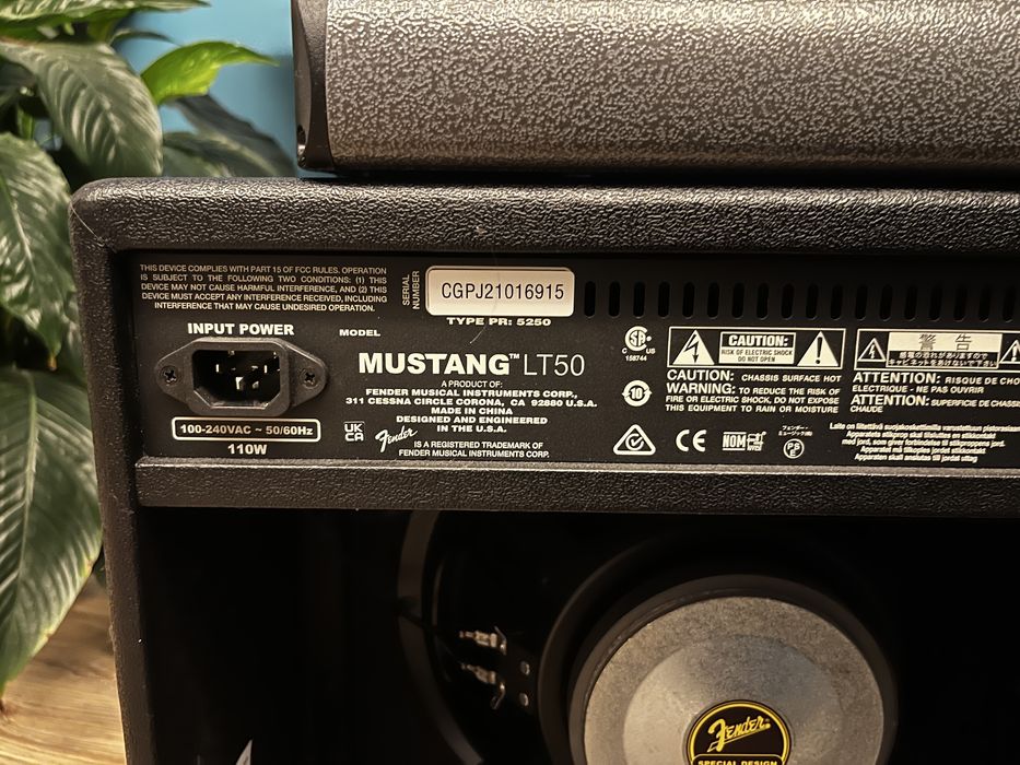 Wzmacniacz combo modelowane do gitary fender mustang lt50 50W