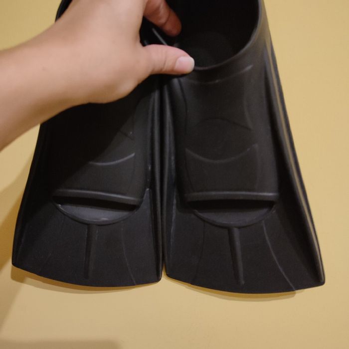 Продам ласти  розмір 36-38