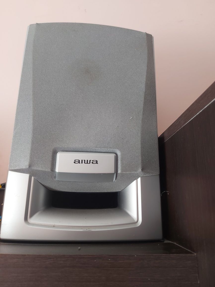 Музыкальный центр,,Aiwa"