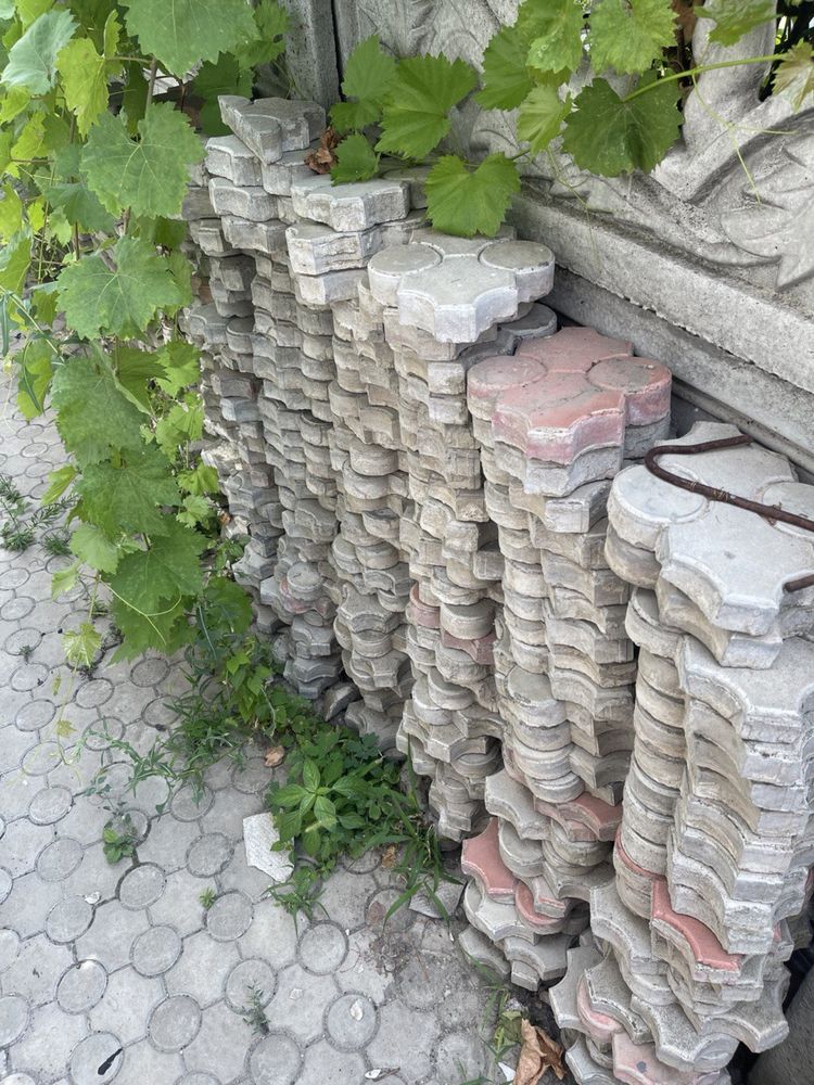 Продам плитку б/у