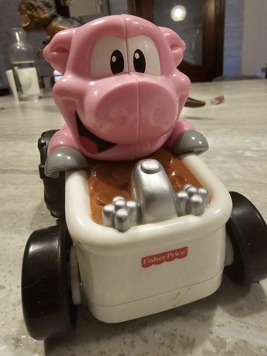 Fisher Price Świnka Potrząśnij i Jedź Shake'n'Go 3xAA