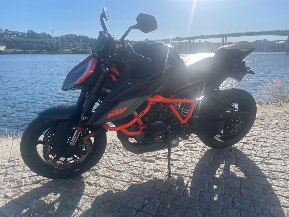 KTM superduke Evo R 1290