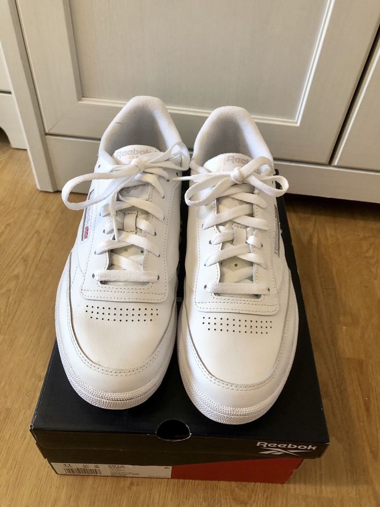 białe buty sportowe Reebok Club C 85 rozmiar 42,5
