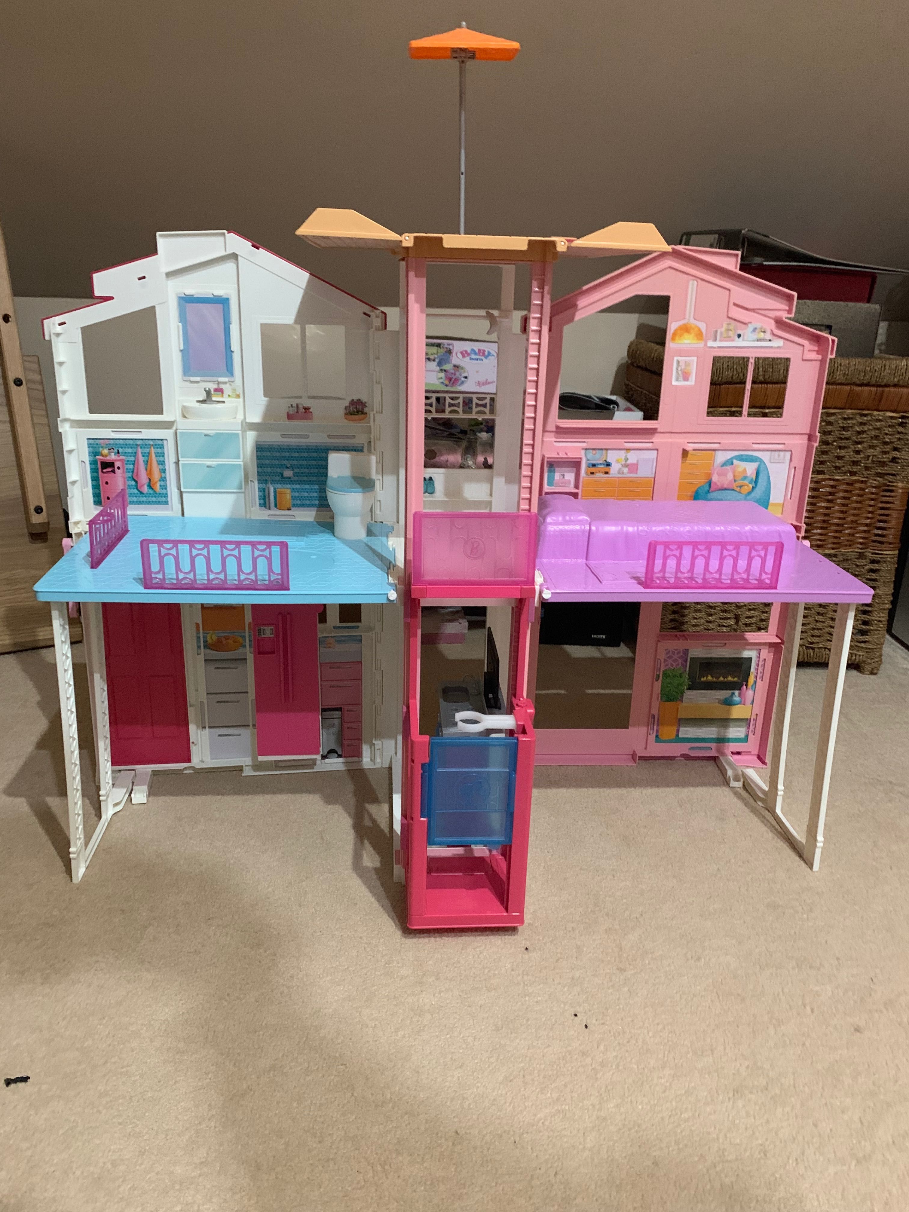Domek dla lalek barbie