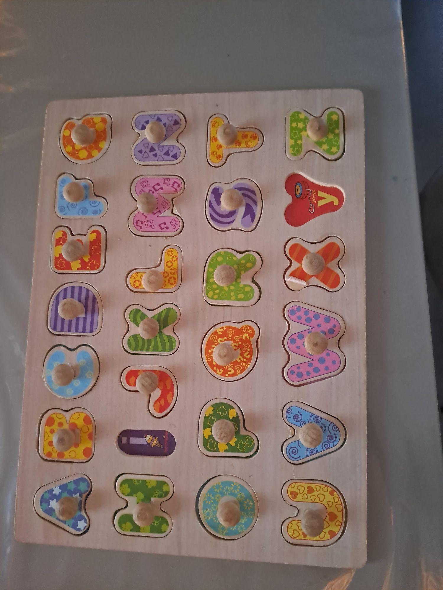 Gra Nauka liter i liczb stempelki puzzle 6 elementów pieczątki magnesy