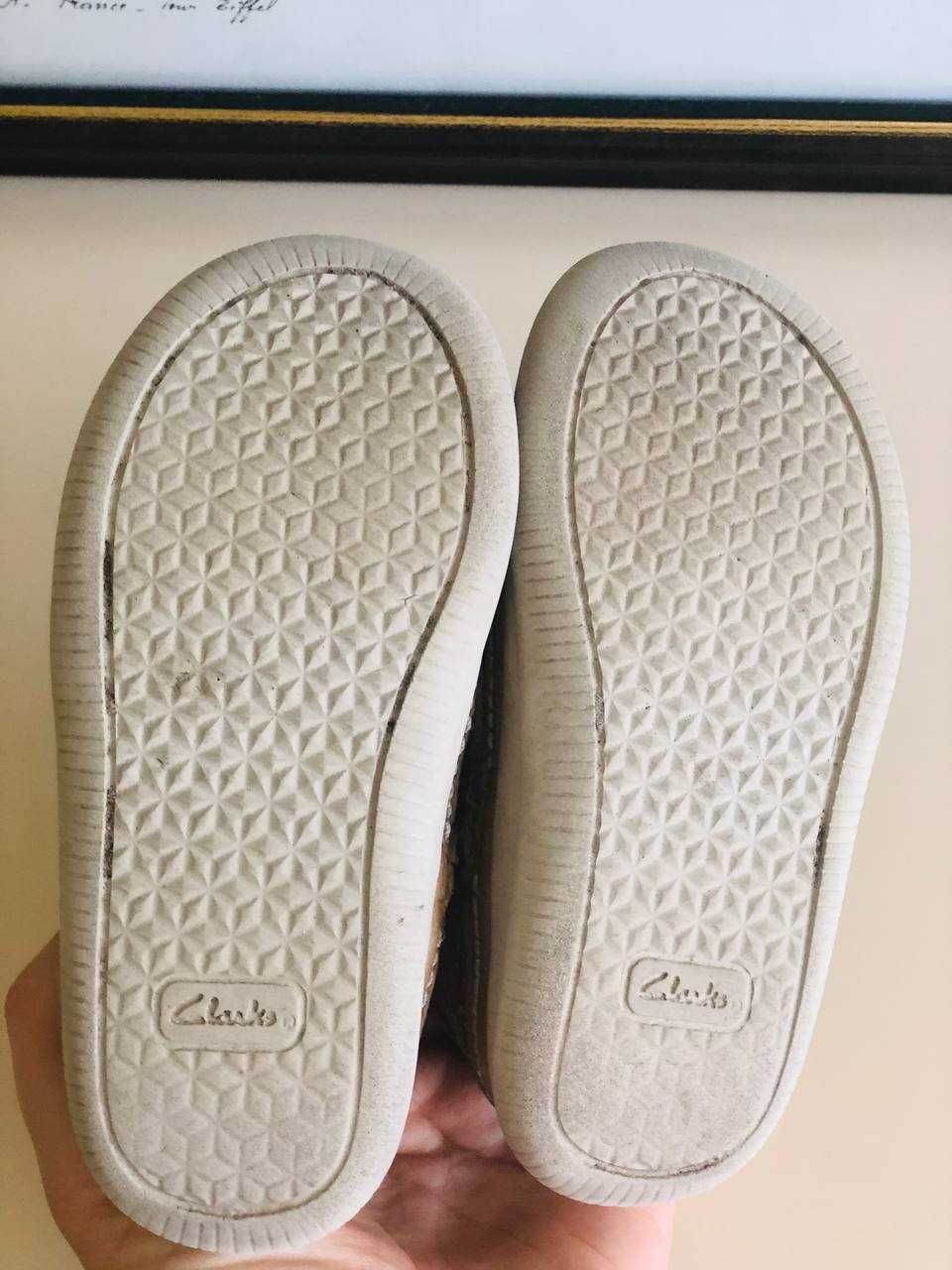 Ботиночки осенние, туфли, кроссовки Clarks 13.5 см