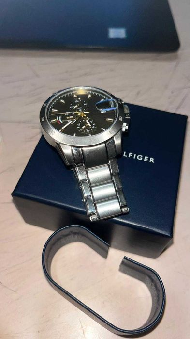 Relógio Tommy Hilfiger como novo