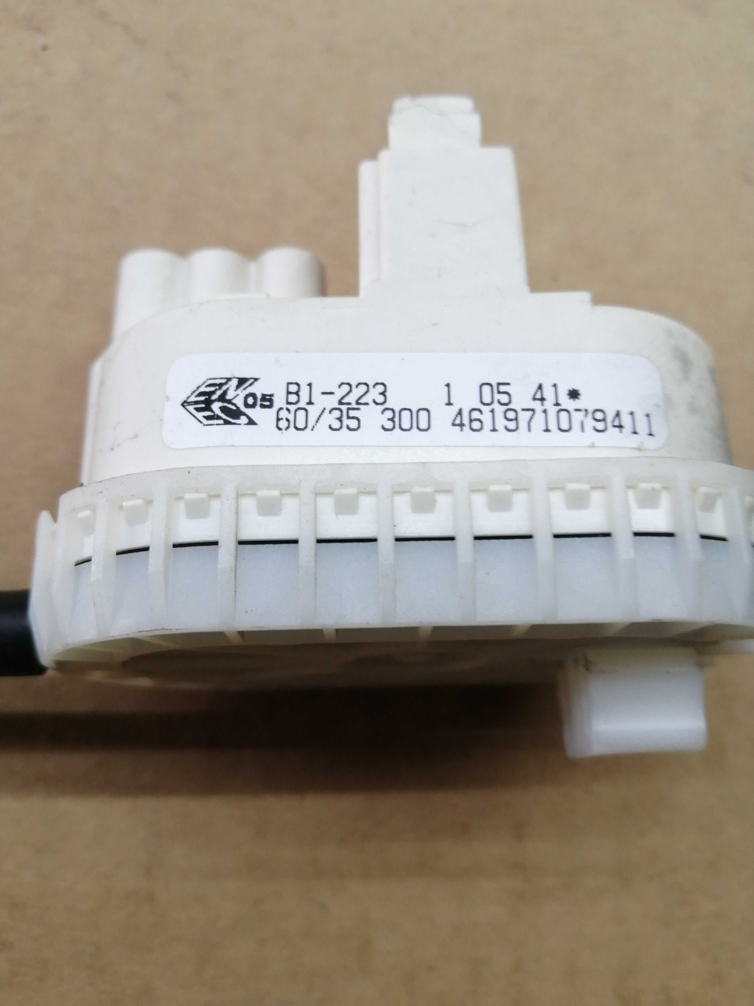 Hydrofor do pralki whirlpool awm 6105