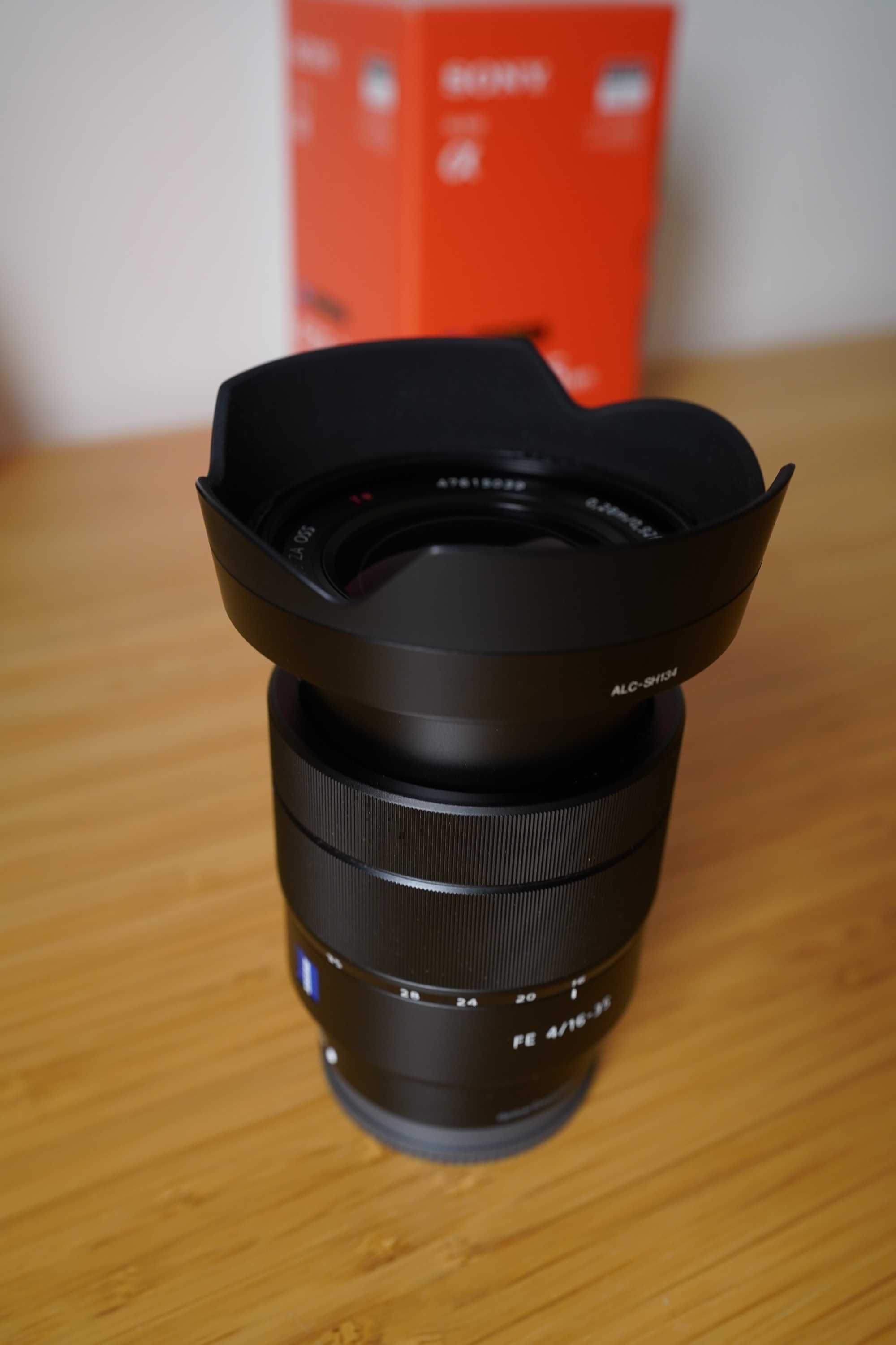 Sony 16-35mm F4 - Vario-Tessar® T* FE 16-35 mm F4 ZA OSS