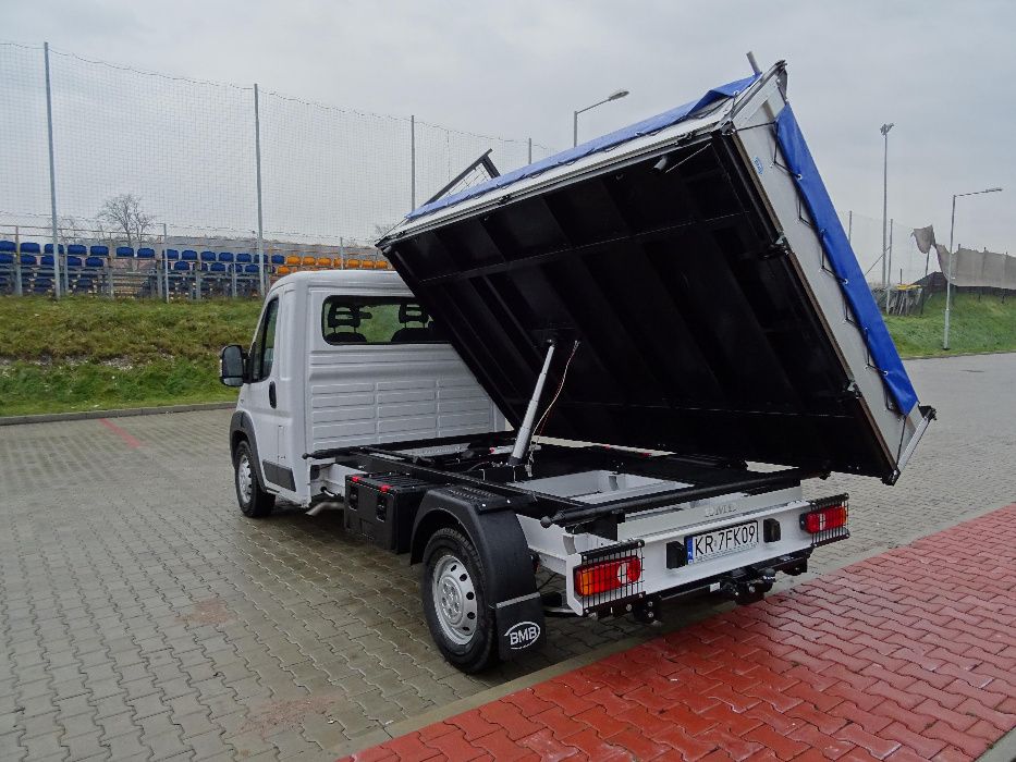 Koparka, usługi mini koparką WIERTNICA minikoparka Kraków, Zabierzów