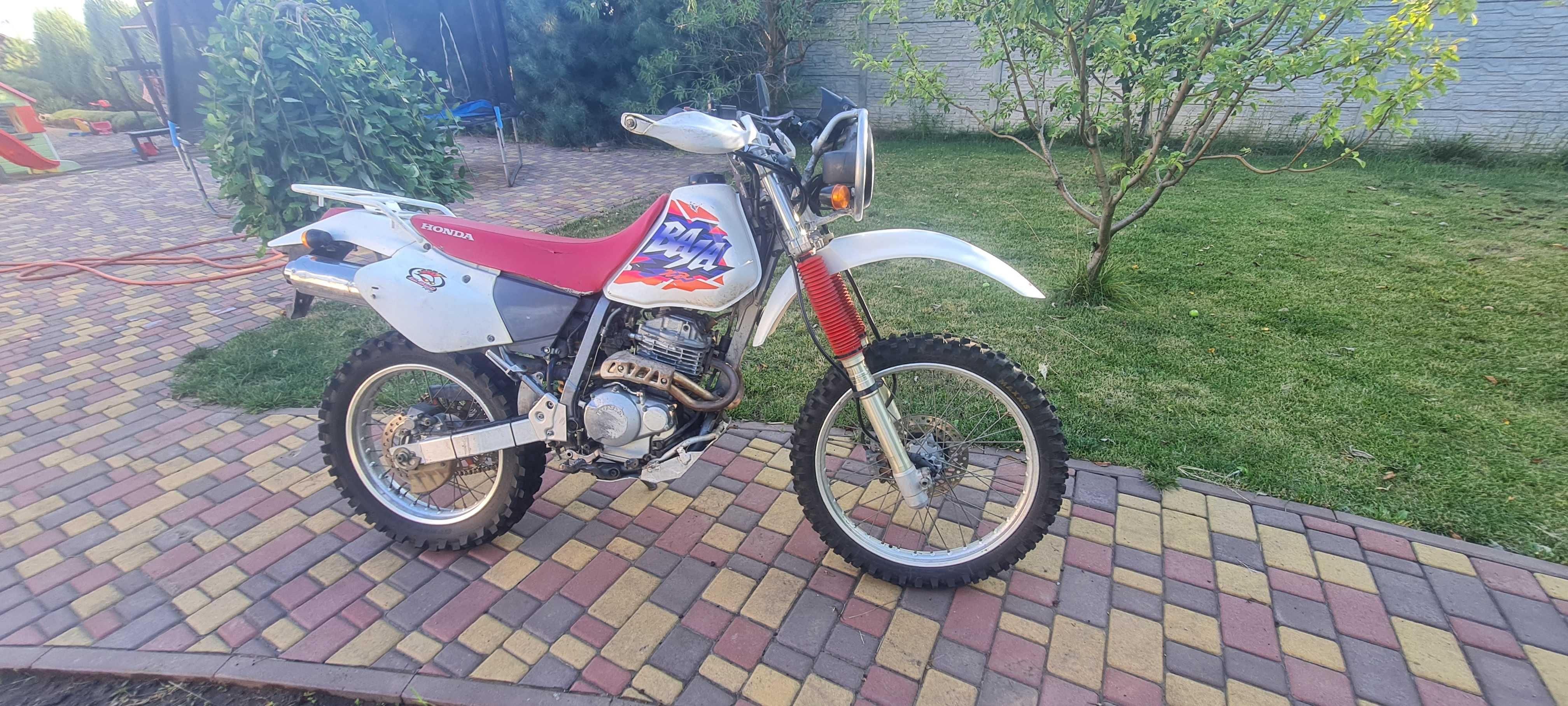 Мотоцикл "Honda Baja XR250" Хонда