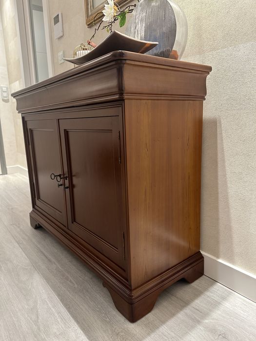 Aparador em Madeira Maciça Cerejeira 2 Portas