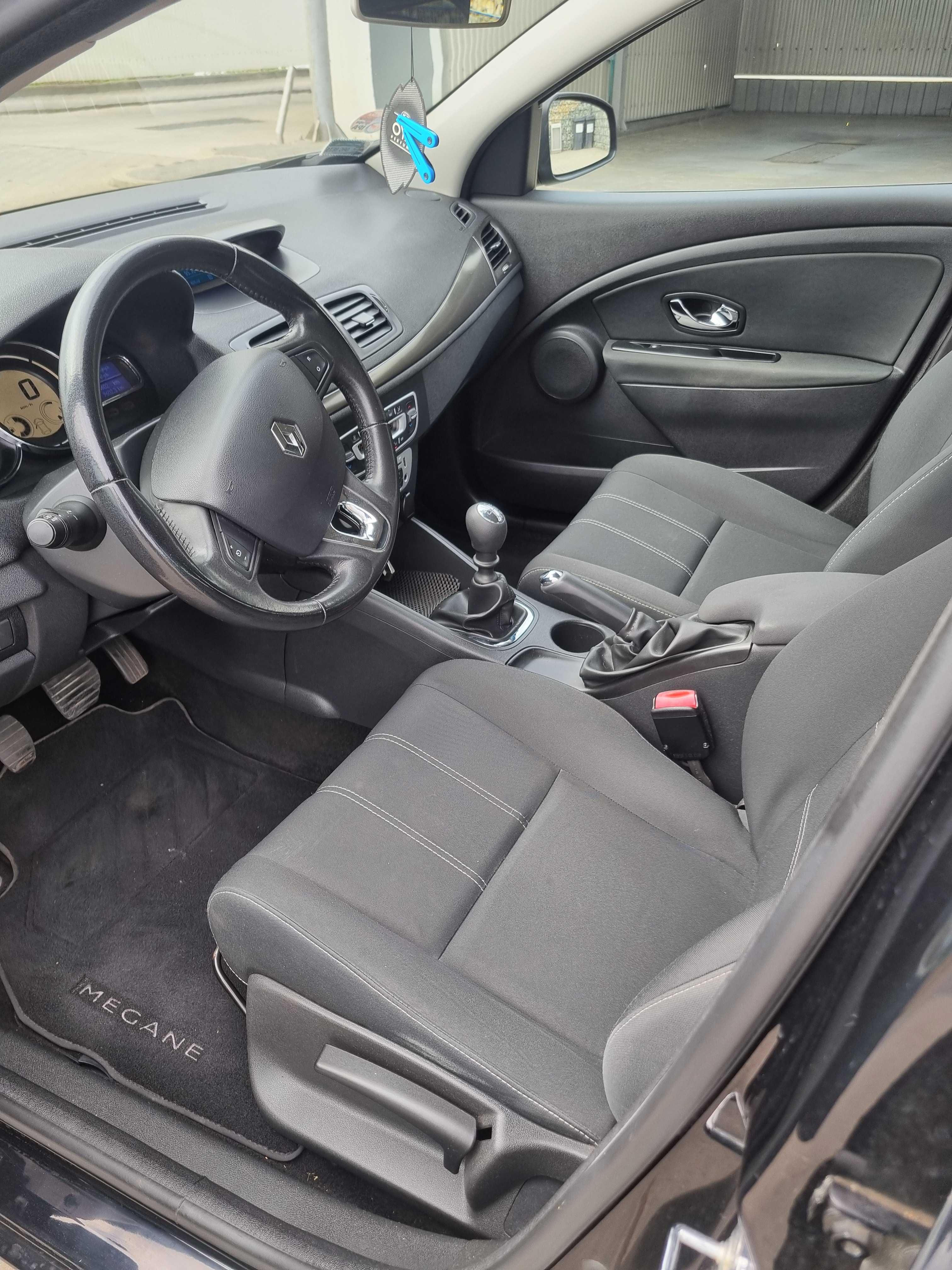 Renault Megane 2015r pierwszy właściciel Krajowy 100% bezwypadkowy!