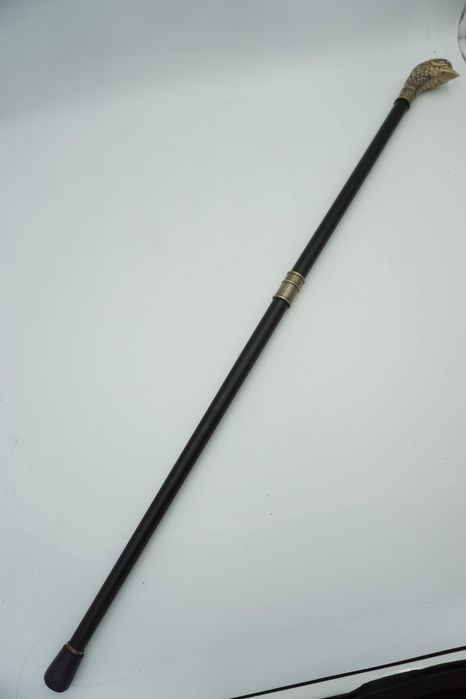 LASKA SPACEROWA Stylowa rączka orzeł