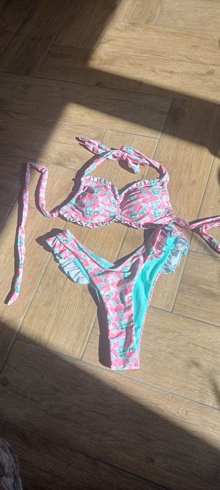Bikini strój kąpielowy dwuczęściowy seksi falbanki wiązany