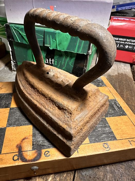 Старовинна праска кінця XIX — початку XX століття.