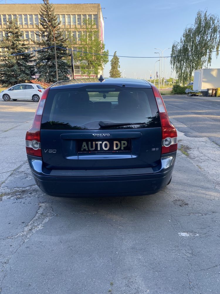 Volvo v50/дизель/механика