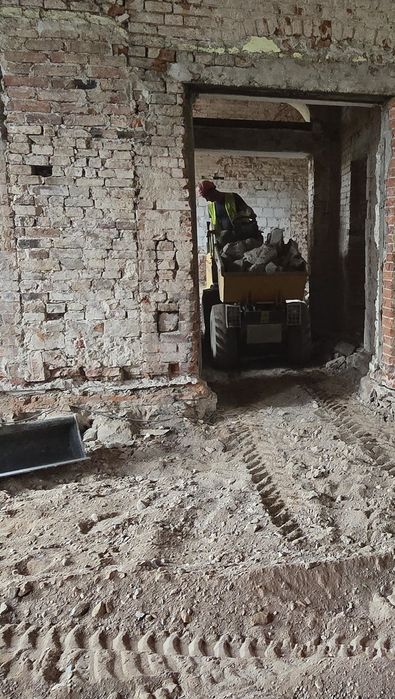 Minikoparka, Młot, mini wozidło. Wykopy, rozbiórki