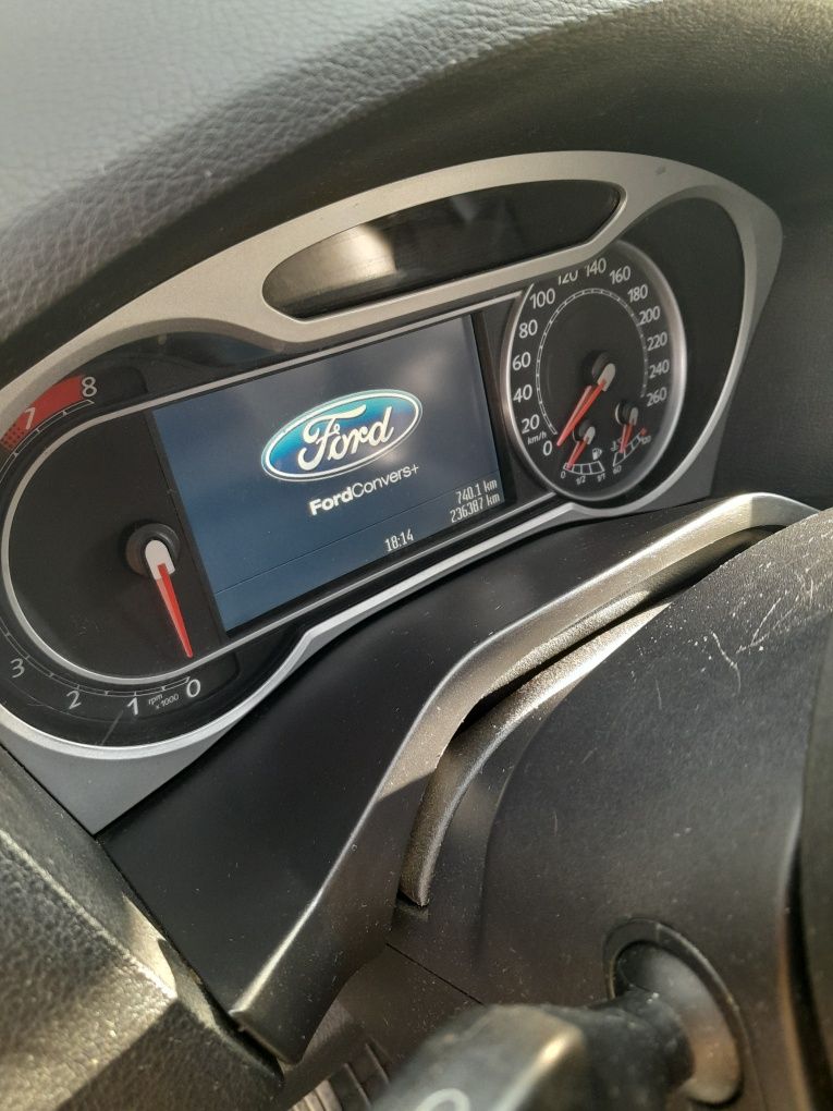 Ford S-max  7 - osobowy