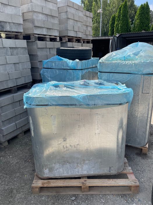 Zbiorniki olejowe Roth Werke – 1×1000 L + 2×750 L + 2 pompy – komplet