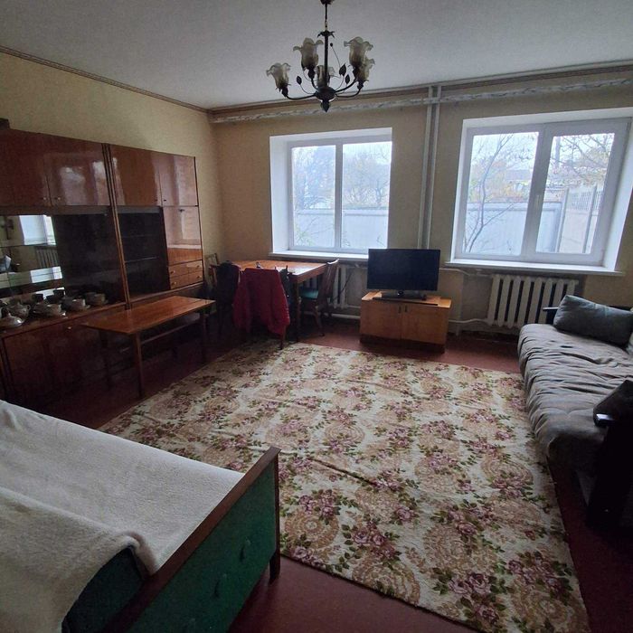 Продаж житлового  будинку 120 кв м  смт Немішаєво