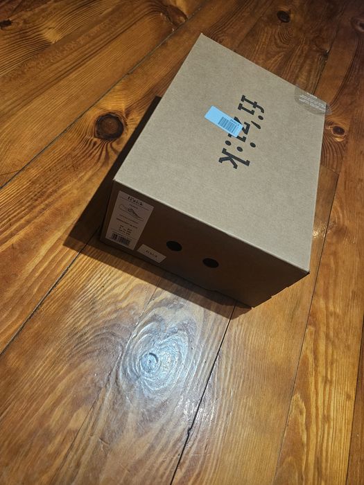 Karton ogrodowy duzy szary