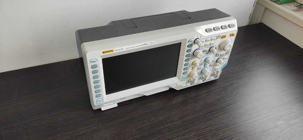 Мощный Осциллограф 300 МГц,2 Гвыб/с RIGOL DS2302A, 50000памяти 8дюймов