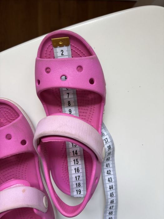 Sandały Crocs C12 różowe
