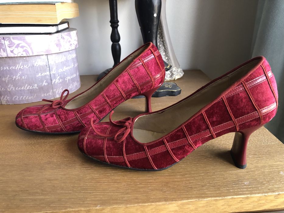 Sapatos Pedro Moraes tam.37