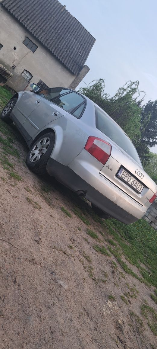 Audi a4b6 2.0 alt