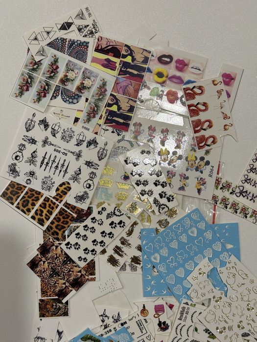 Дизайн для манікюру, наклейки для нігтійв