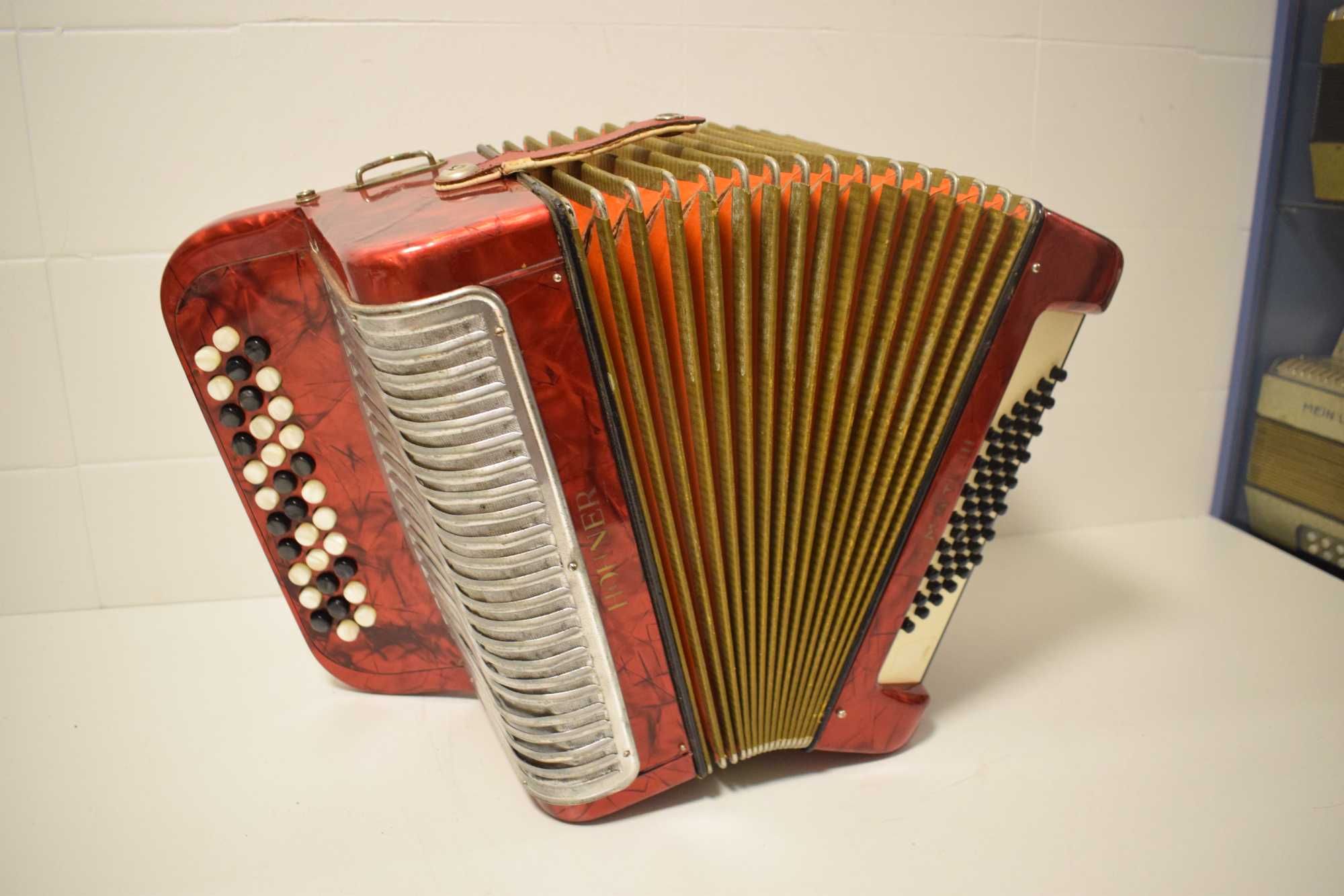 Acordeao Hohner Amati 2 Voz 48 Baixos, N 013