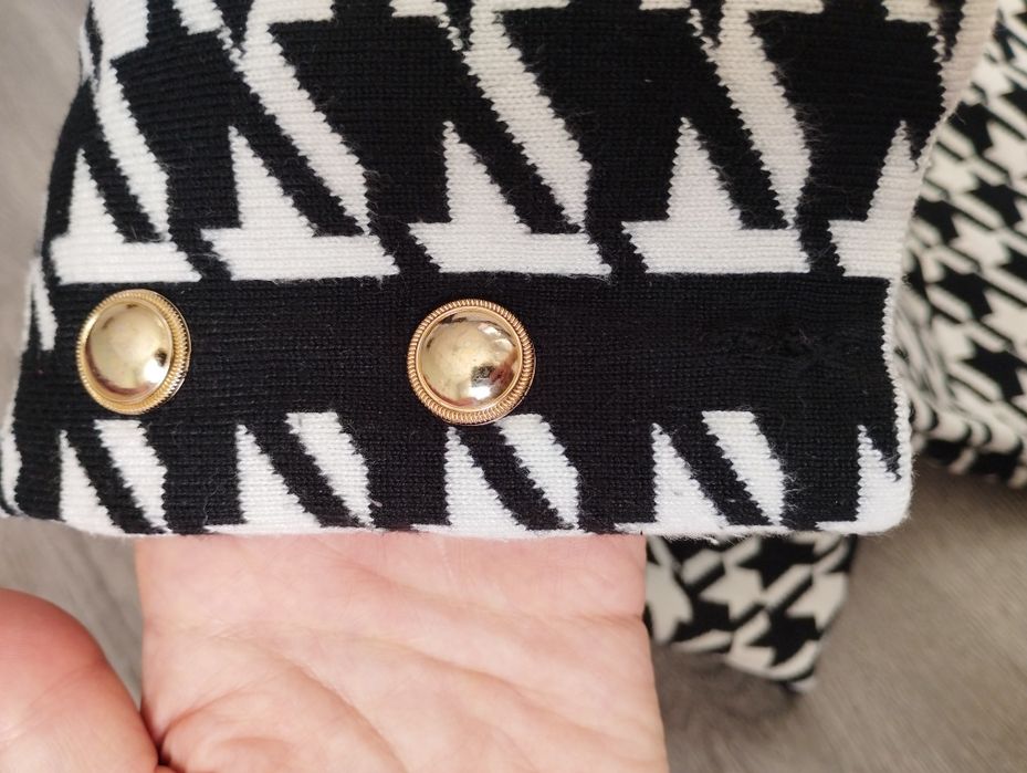 Стильний костюм для дівчинки