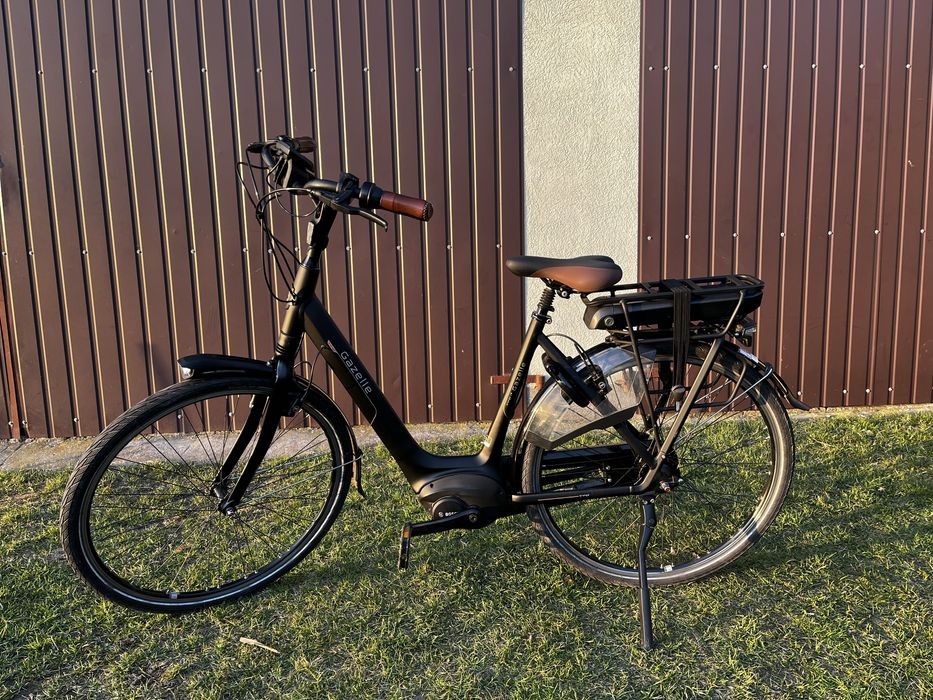 Rower elektryczny Gazelle orange C8 czarny mat