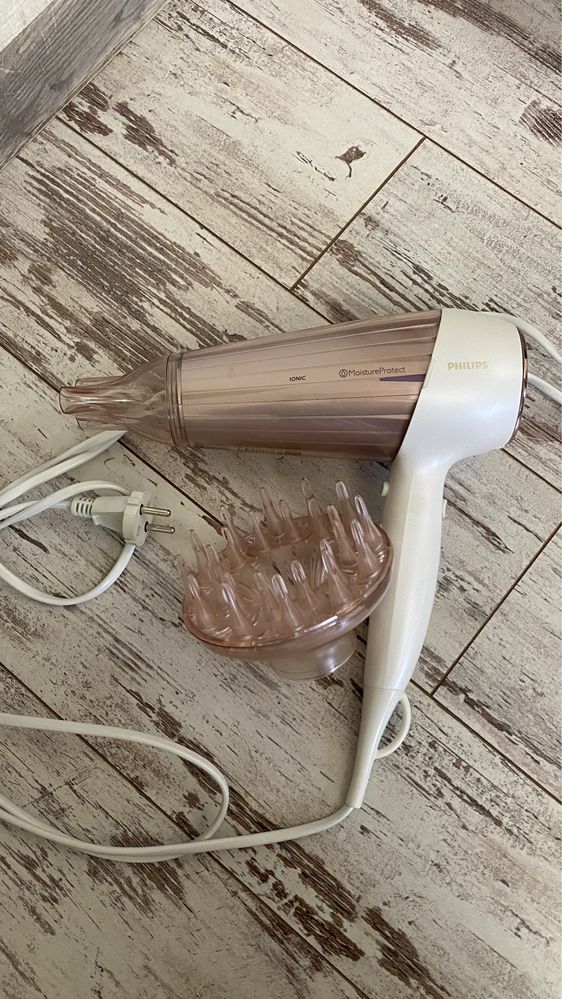Фен Philips Dry Care Prestige