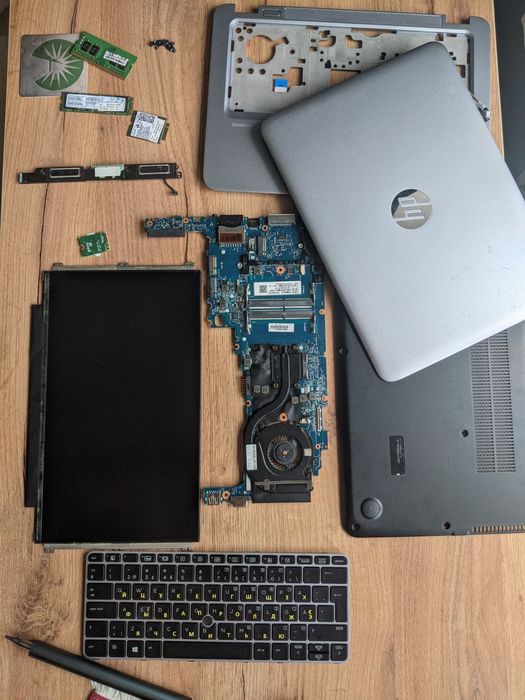 Разборка HP 820 G3 12.5 Матриця/клавіатура(підсвітка)/топкейс/тачпад