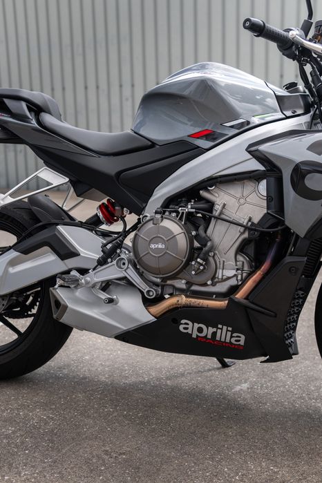 Aprilia Tuono 660
