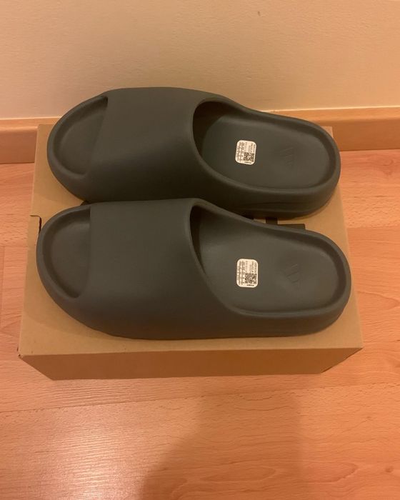 Yeezy slide slate marine