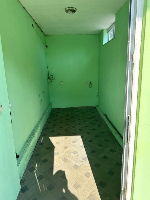 Здам  в оренду приміщення в центрі Дубового