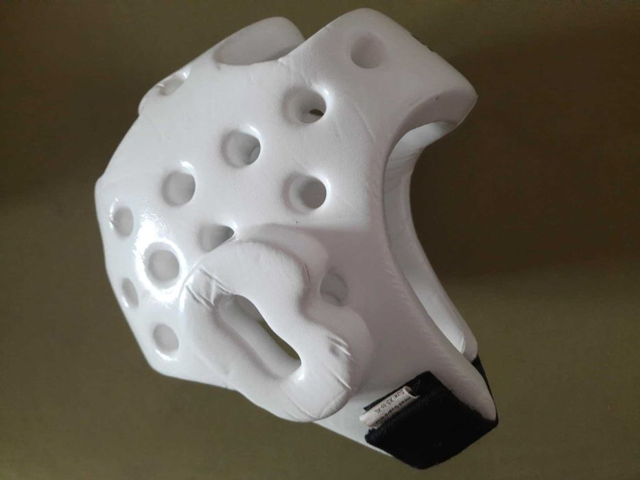 Шолом захисний для карате, дитячий, б/в